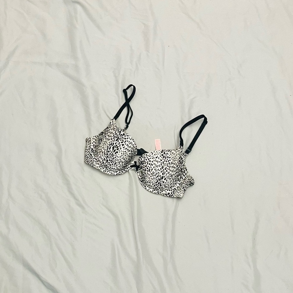 VS Demi bra
